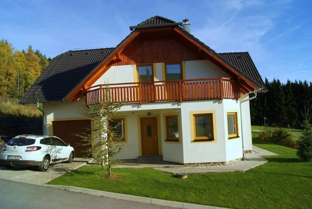 Villapark Lipno Dreams - Pet Friendly 伏尔塔瓦河畔利普诺 外观 照片