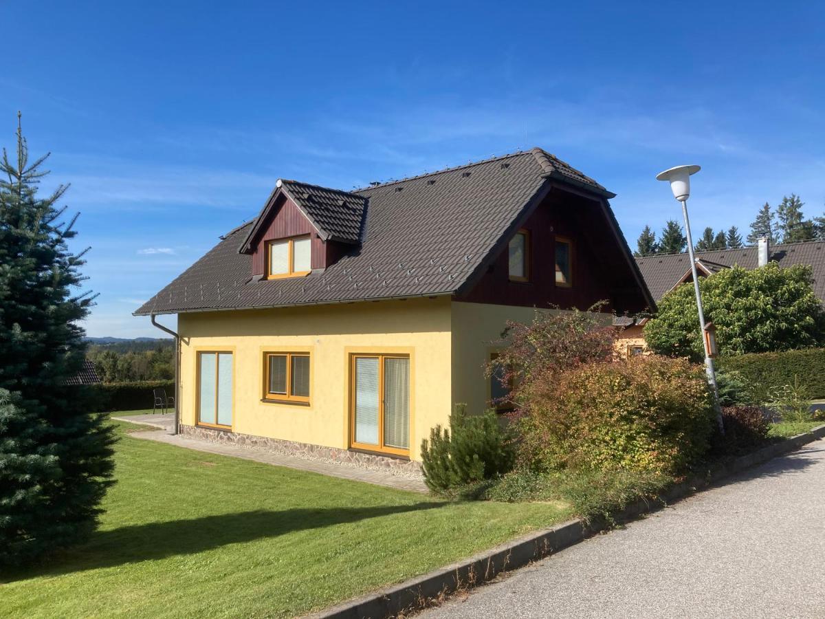 Villapark Lipno Dreams - Pet Friendly 伏尔塔瓦河畔利普诺 外观 照片