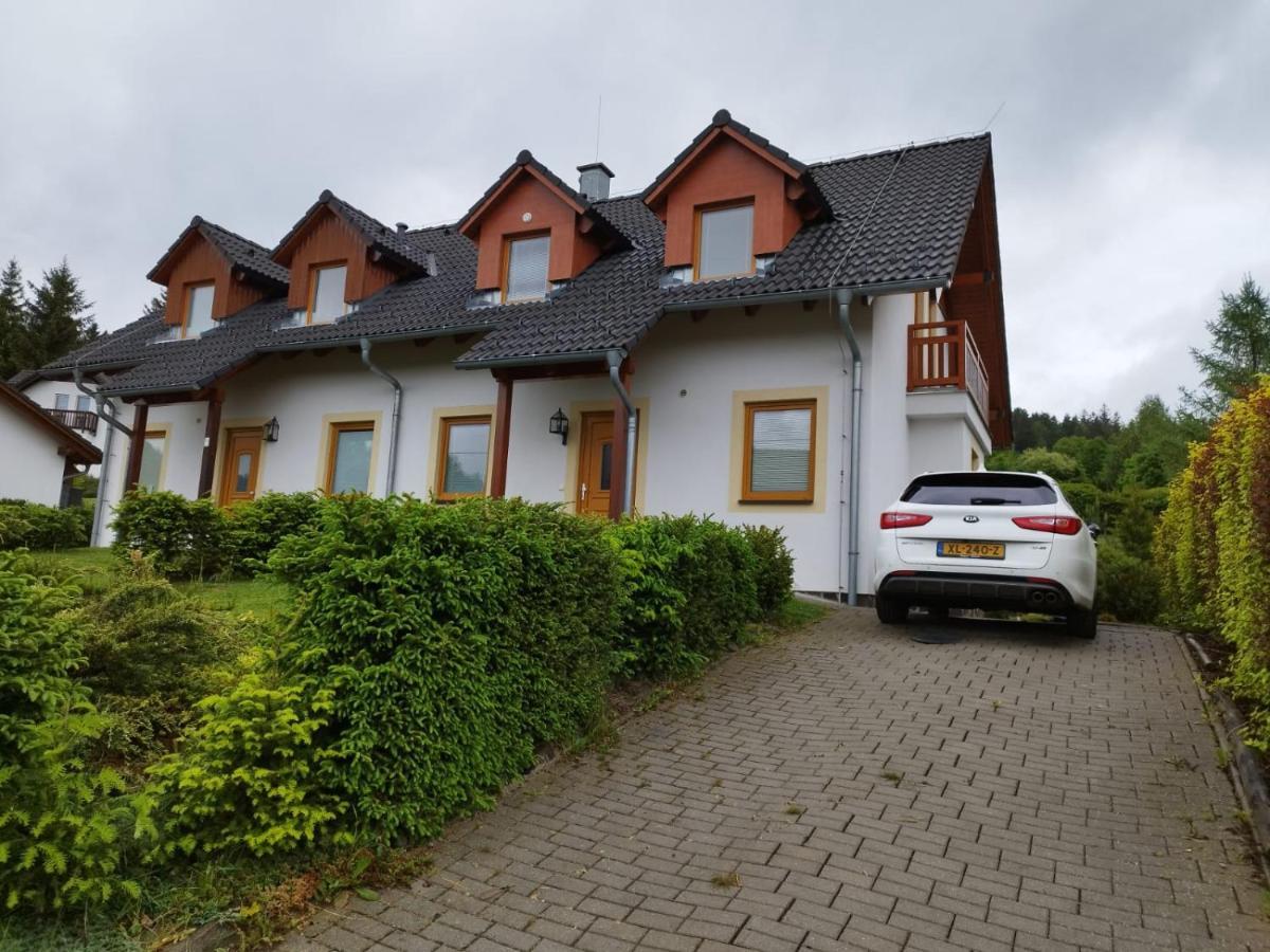 Villapark Lipno Dreams - Pet Friendly 伏尔塔瓦河畔利普诺 外观 照片